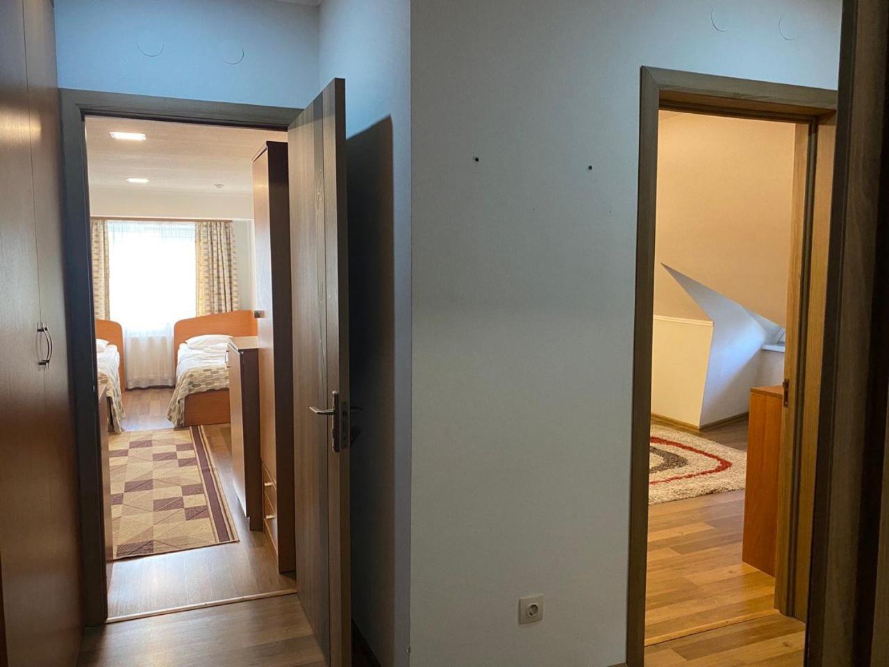 Hotel Europa Truskavets Eksteriør billede