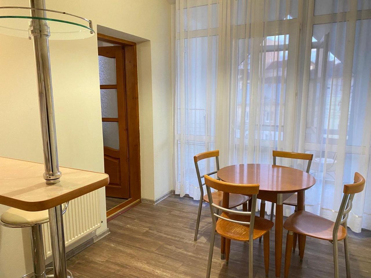Hotel Europa Truskavets Eksteriør billede